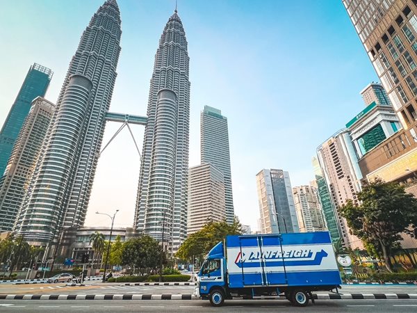 Mainfreight Asia | Road truck Malaysia