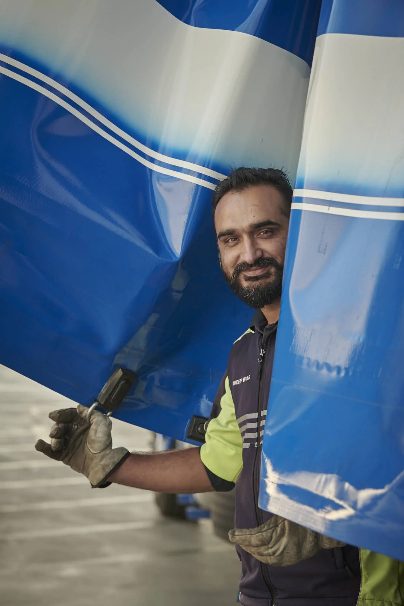 Sydney Freight Services - Mainfreight Prestons Owner Driver 