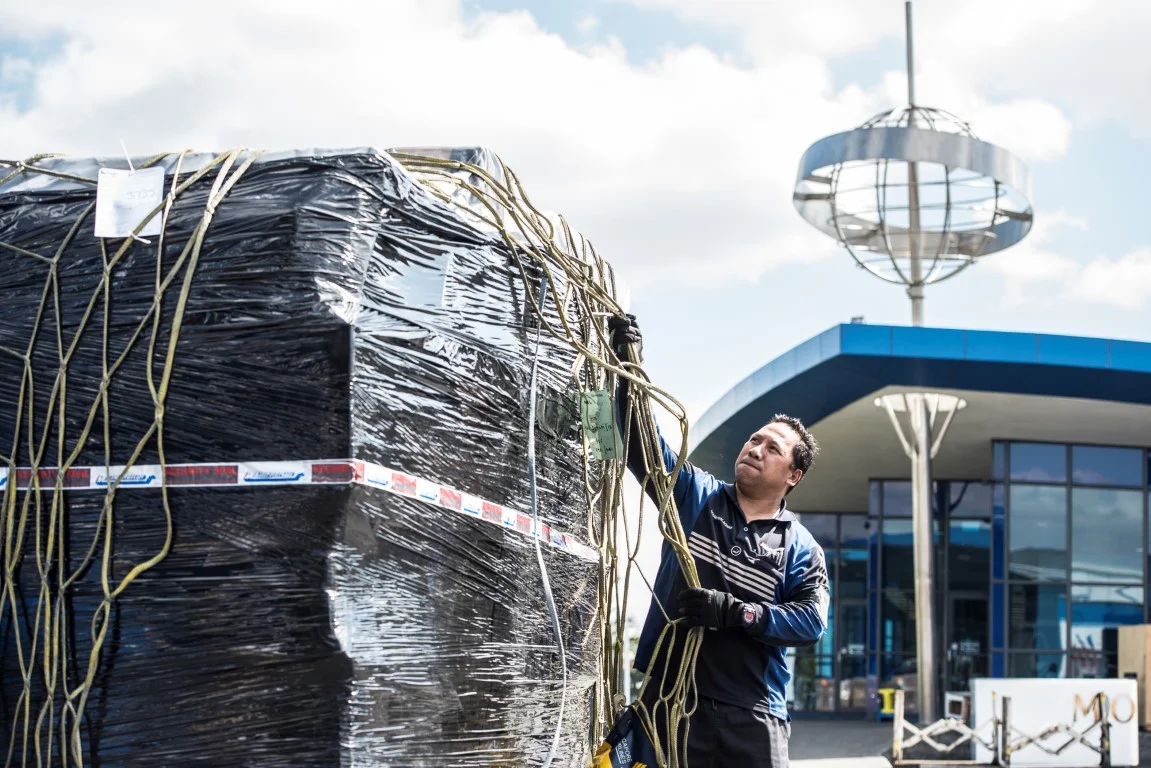 Guide to Aircraft Types - Mainfreight - Mainfreight Team Member with Air Cargo
