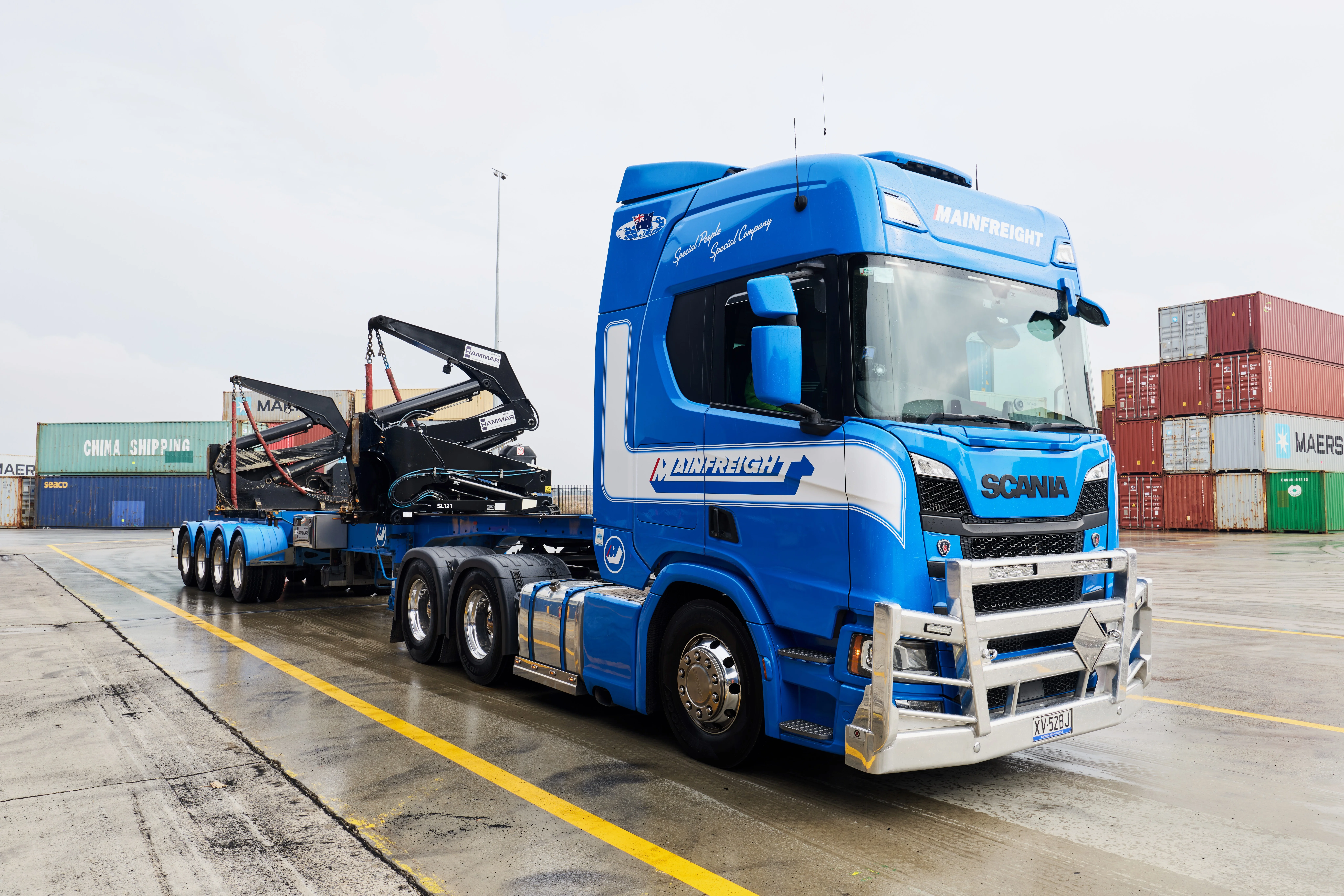 Mainfreight Container Transport Side Loader - Mainfreight Container Truck Side Loader