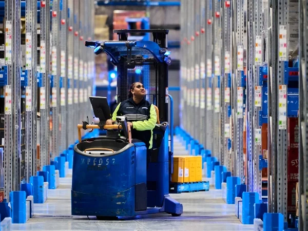 Smarter Retail Warehousing, Seamless Supply Chains